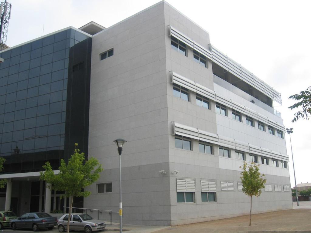 Piso Compartido Cerca De La Universidad Ceu Монкада Екстериор снимка